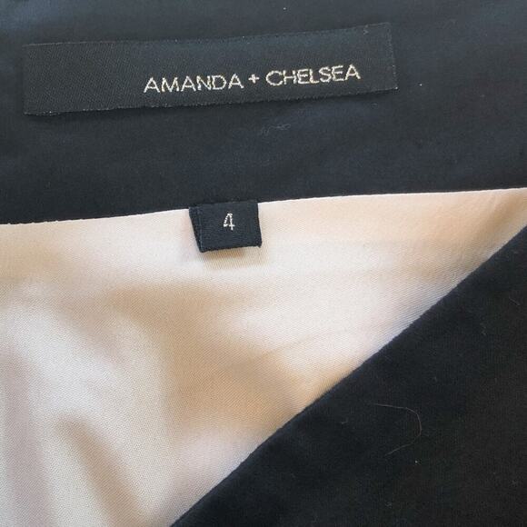 Amanda & Chelsea Cream & Black Stripe Circle Mini Skater Skirt Size 4 - Picture 4 of 6